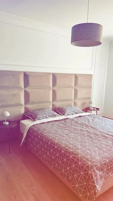 Leos Apartment Tirana